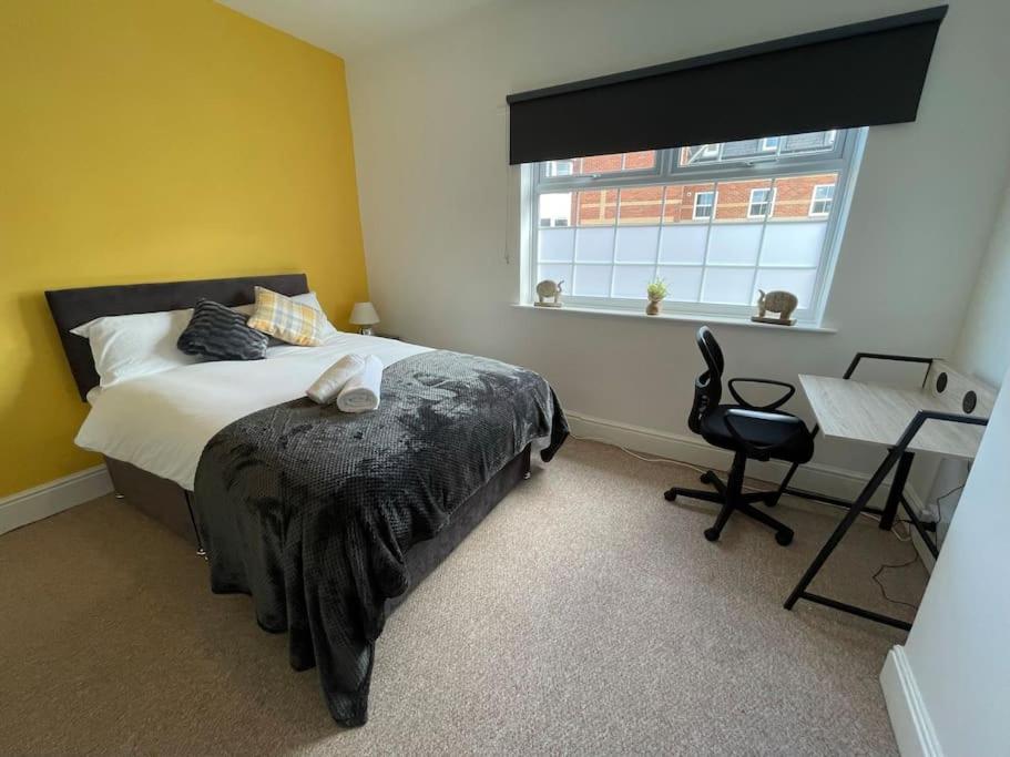 Lovely Seaside House In Cleethorpes - Sleeps 6 Экстерьер фото