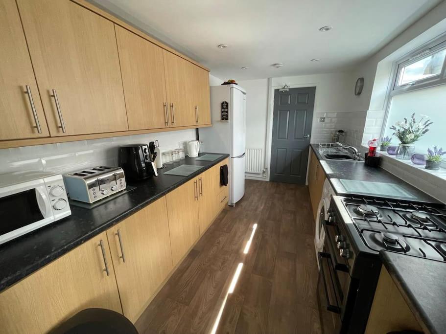 Lovely Seaside House In Cleethorpes - Sleeps 6 Экстерьер фото